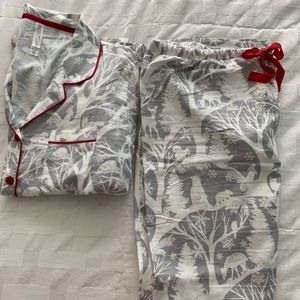 Gilligan & O’Malley winter Christmas pajamas
